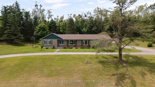 32 Old Scotia Pl, Oro Medonte, ON, L3V0R7 | Card Image
