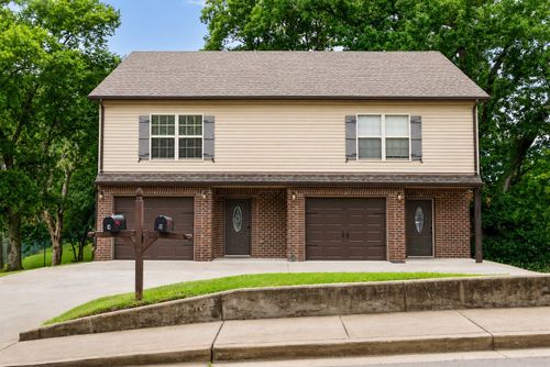 a-754 Robb Ave, Clarksville, TN, 37040-2992 | Card Image