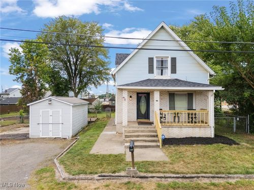 1821 Wallace Ave Ne, Canton, OH, 44705-4057 | Card Image