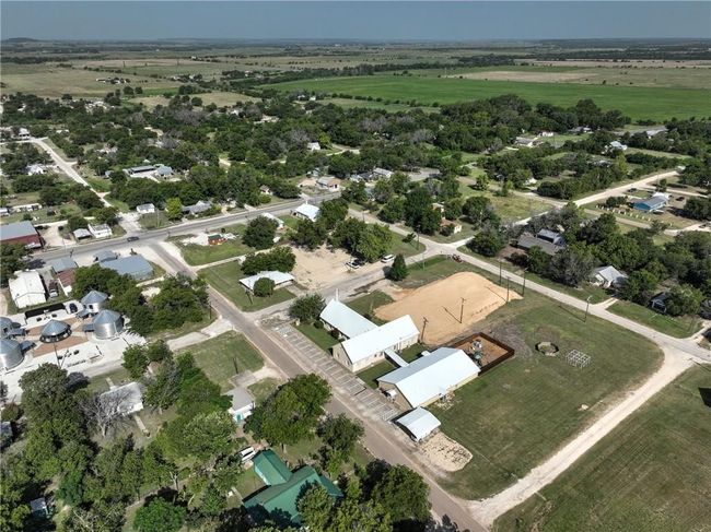 153 E Norway St, House other with 3 bedrooms, 1 bathrooms and 3 parking in Walnut Springs TX | Image 30