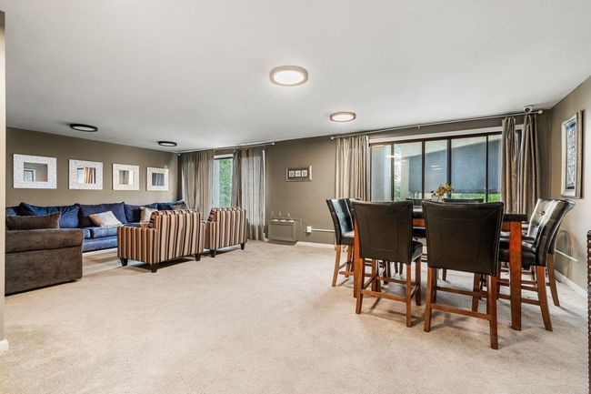 APT-8C - 55 River Rd, Condo with 2 bedrooms, 2 bathrooms and null parking in Manchester NH | Image 24