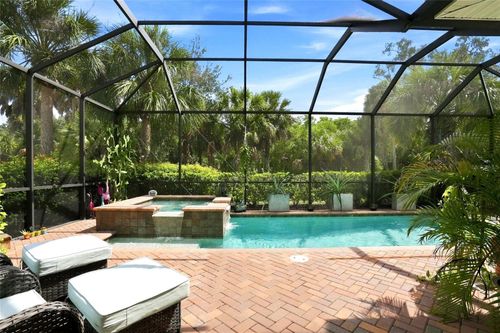 5057 Lake Overlook Ave, BRADENTON, FL, 34208-5711 | Card Image