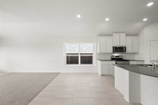 921 Beverly DIning1 | Image 9