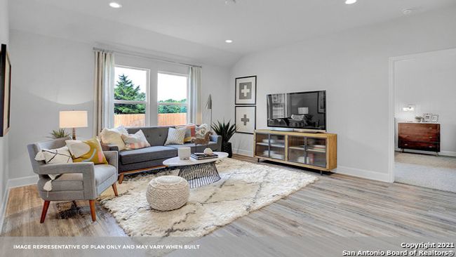 1025 Argonne Forest, House other with 4 bedrooms, 2 bathrooms and null parking in Seguin TX | Image 21