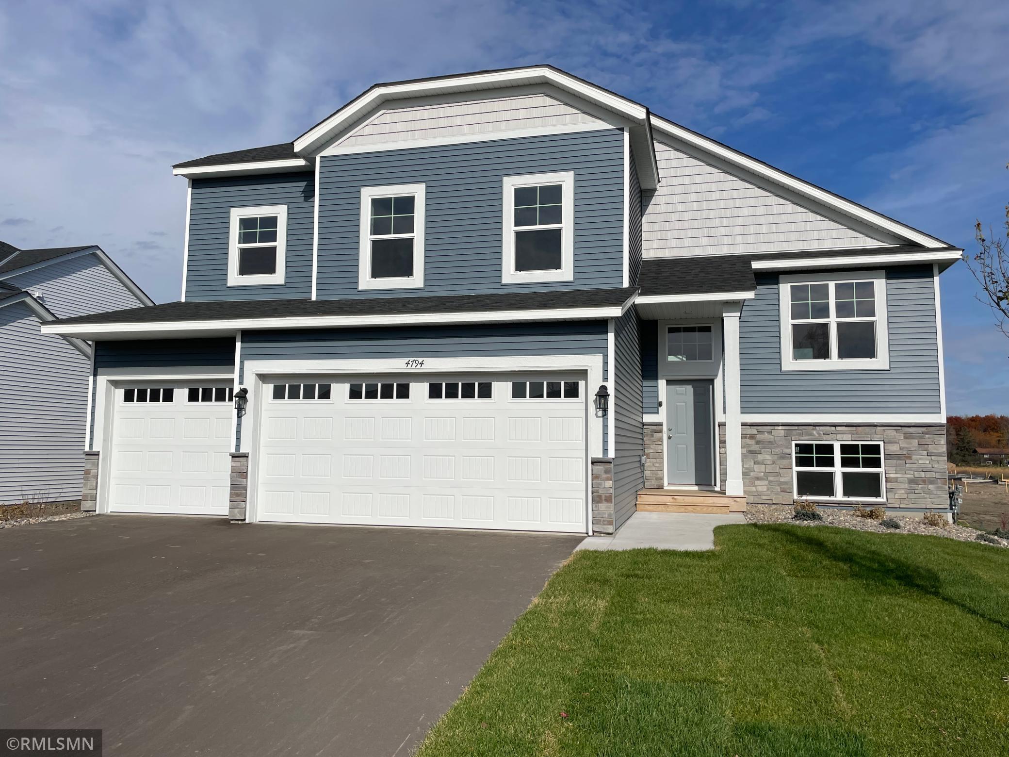 162nd Way, Hugo, MN 55038