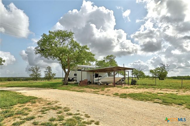 Guest house shop and additional parking | Image 34