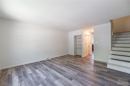 2-3025 Pembroke Lane, High Ridge, MO, 63049 | Card Image