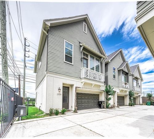 a-2103 Naomi St, Houston, TX, 77054-3822 | Card Image