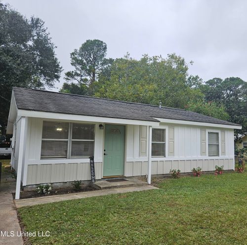 4302 Newman Avenue, Pascagoula, MS, 39581 | Card Image