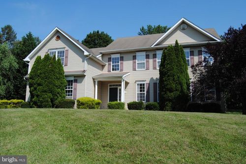 602 Crosshill Rd, ROYERSFORD, PA, 19468-2982 | Card Image
