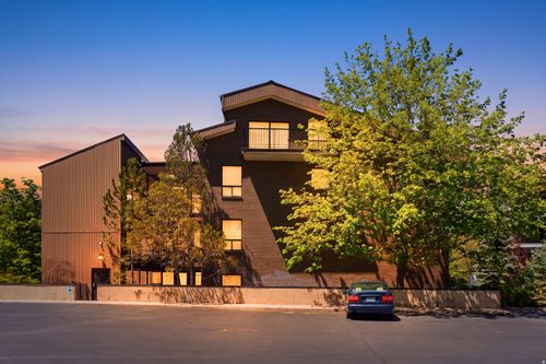 111-939 S Donner Way, Salt Lake City, UT, 84108-2173 | Card Image