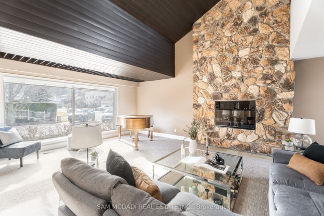 13 Connor Crt, House other with 6 bedrooms, 4 bathrooms and 10 parking in Stoney Creek ON | Image 8