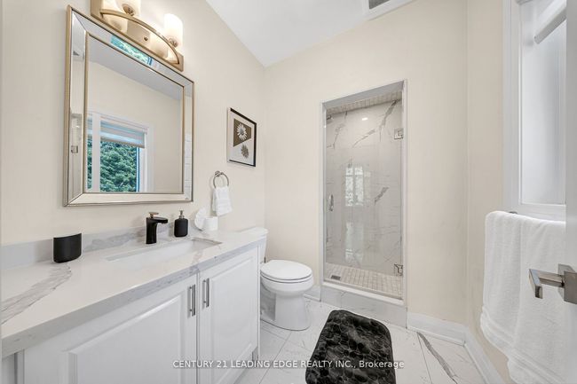 736 Hillview Cres, House other with 7 bedrooms, 5 bathrooms and 4 parking in Pickering ON | Image 31