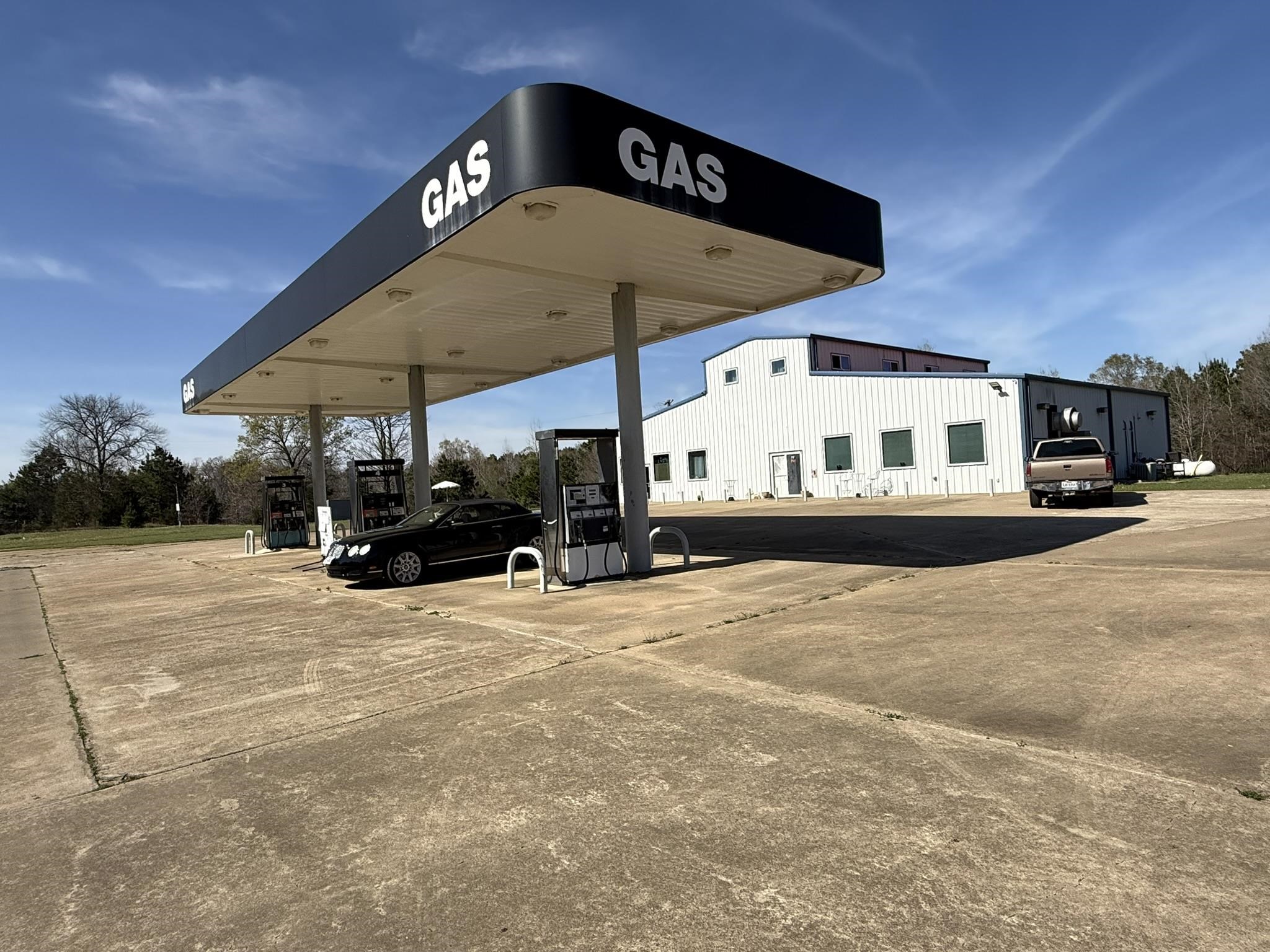 19010 Fm 729, Lone Star, TX 75668