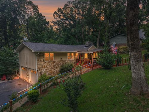 7716 Ridge Bay Dr, Hixson, TN, 37343-1848 | Card Image