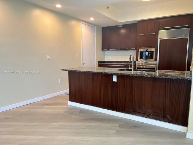 APT-707 - 16001 Collins Ave, Condo with 3 bedrooms, 3 bathrooms and null parking in Sunny Isles Beach FL | Image 6