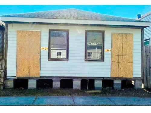 1405 Port St, New Orleans, LA, 70117-7125 | Card Image