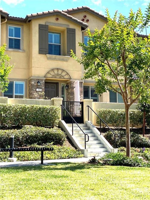 268 S Auburn Heights Ln, Anaheim, CA, 92807-4055 | Card Image