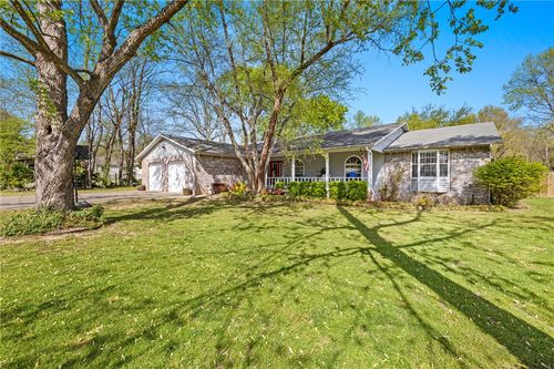 107 S Ozark St, Prairie Grove, AR, 72753-3256 | Card Image