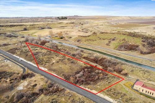 NKA Old Inland Empire Hwy, Prosser, WA, 99350 | Card Image