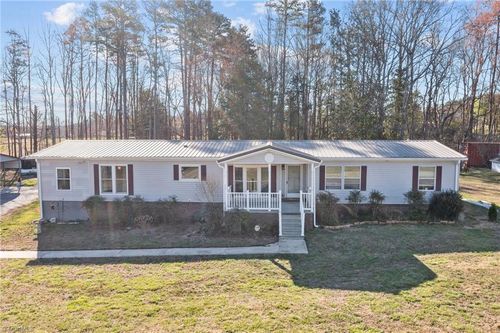 125 S Main Street, Waco, NC, 28169 | Card Image