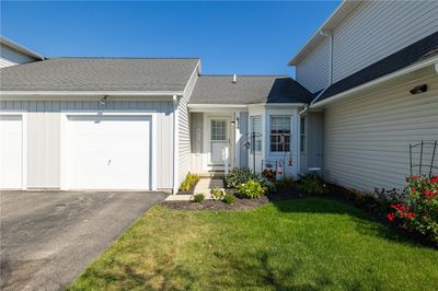 626 Zachary Way, Townhouse with 2 bedrooms, 1 bathrooms and null parking in Webster NY | Image 2