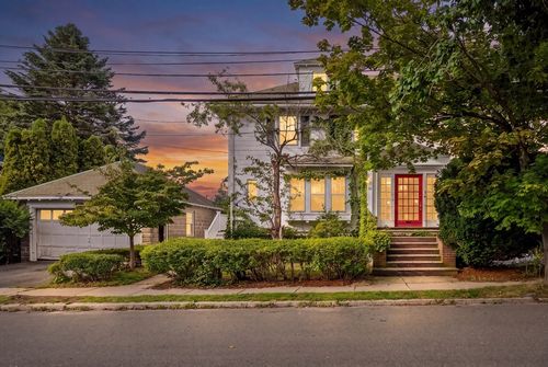 40 Harrington Ave, Revere, MA, 02151-1731 | Card Image