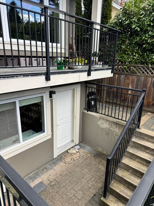 2948 W 32nd Ave, Vancouver, BC, V6L2B7 | Card Image