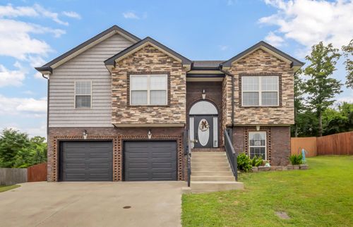 3472 Cayuse Way, Clarksville, TN, 37042-0700 | Card Image