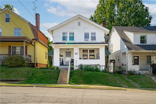 1125 Main St, Aliquippa, PA, 15001-3919 | Card Image