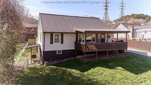 216 Carriage Way, Nitro, WV, 25143-1022 | Card Image
