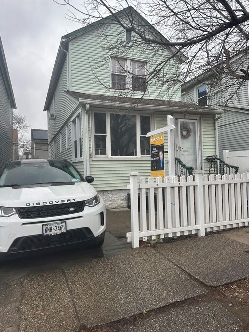 104 124th St, South Richmond Hill, NY, 11419-2908 | Card Image