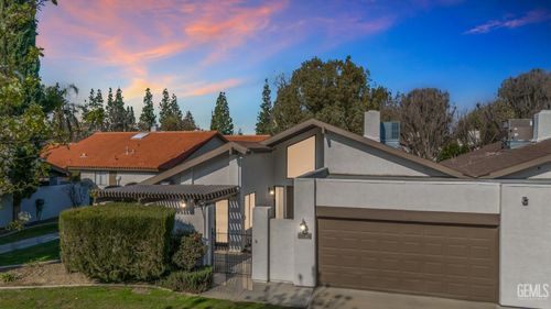 unit-6-2301 Barrington St, Bakersfield, CA, 93309-8034 | Card Image