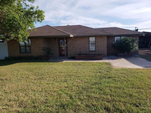 9549 Fuchs Rd, Miles, TX, 76861-4540 | Card Image