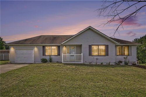 31455 Lyman Ln, Excelsior Springs, MO, 64024-5377 | Card Image