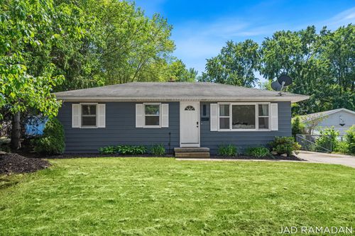1620 32nd St, Wyoming, MI, 49519-3305 | Card Image