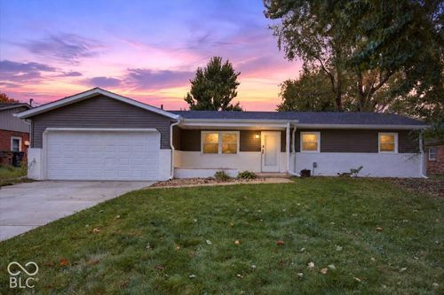 2815 Yellowwood Ct, Columbus, IN, 47203-3312 | Card Image