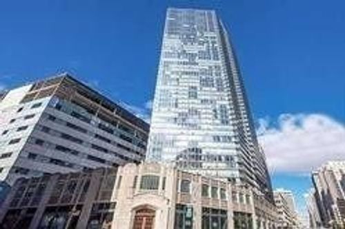 4402-832 Bay St, Toronto, ON, M5S1Z6 | Card Image