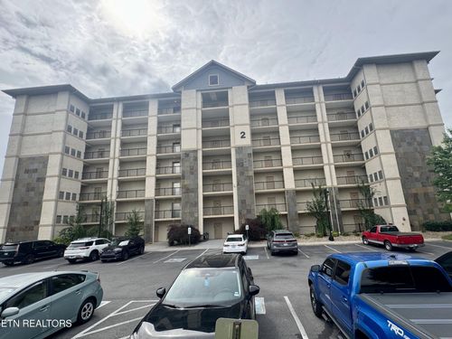 unit-2306-124 Plaza, Pigeon Forge, TN, 37863 | Card Image