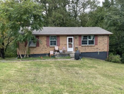 2007 Rosemary Dr, Clarksville, TN, 37042-4122 | Card Image