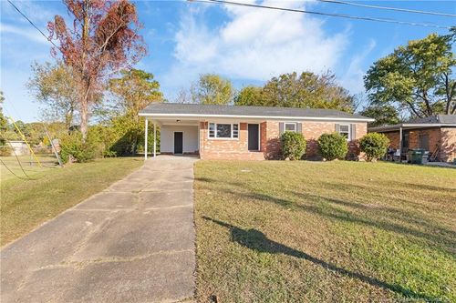 814 Maverick Ct, Fayetteville, NC, 28303-2525 | Card Image