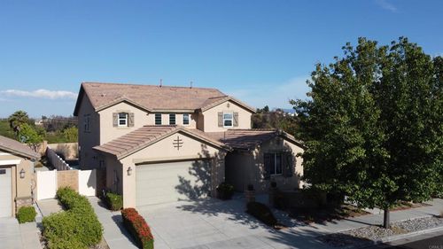 37604 River Oats Ln, Murrieta, CA, 92563-3567 | Card Image