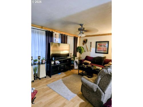 680 Main St, Fossil, OR, 97830-5000 | Card Image