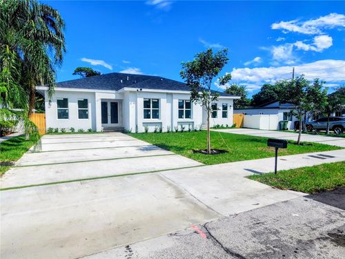 1214 4th Ave, Fort Lauderdale, FL, 33311-6025 | Card Image