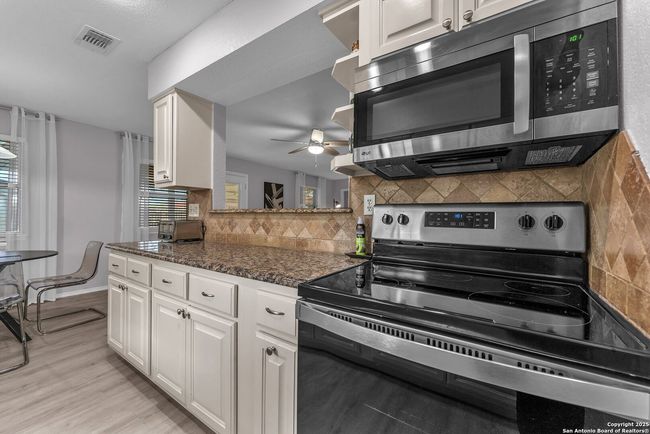 139 Navajo Cir, House other with 3 bedrooms, 1 bathrooms and null parking in Cibolo TX | Image 15