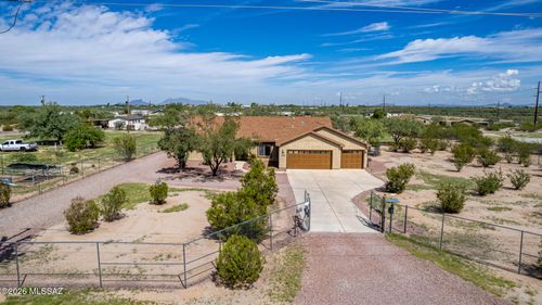 15816 W Sandy St, Marana, AZ, 85653-9499 | Card Image