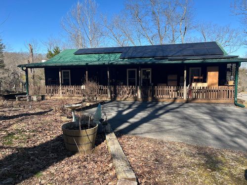 215 Old Log Lick Rd, Winchester, KY, 40391-7566 | Card Image