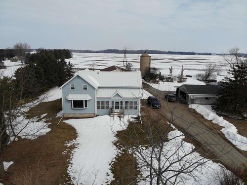 W2350 Greiner Road, FREEDOM, WI, 54913 | Card Image