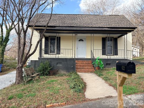 622 Watts St, Albemarle, NC, 28001-3258 | Card Image