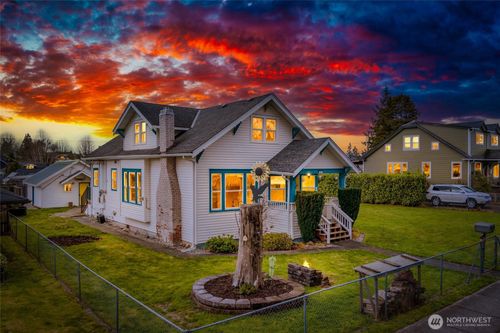 1022 Oakes Ave, Everett, WA, 98201-1544 | Card Image